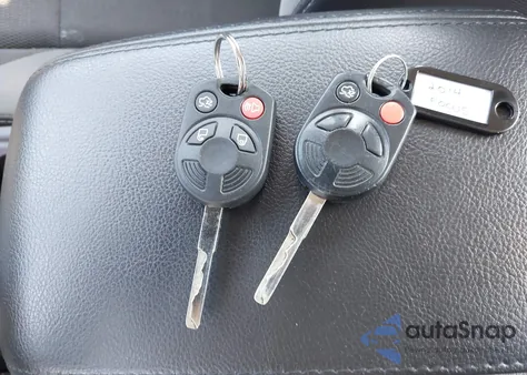 2014 Ford Focus Se z USA, uszkodzony, nr VIN 1FADP3F20EL217390